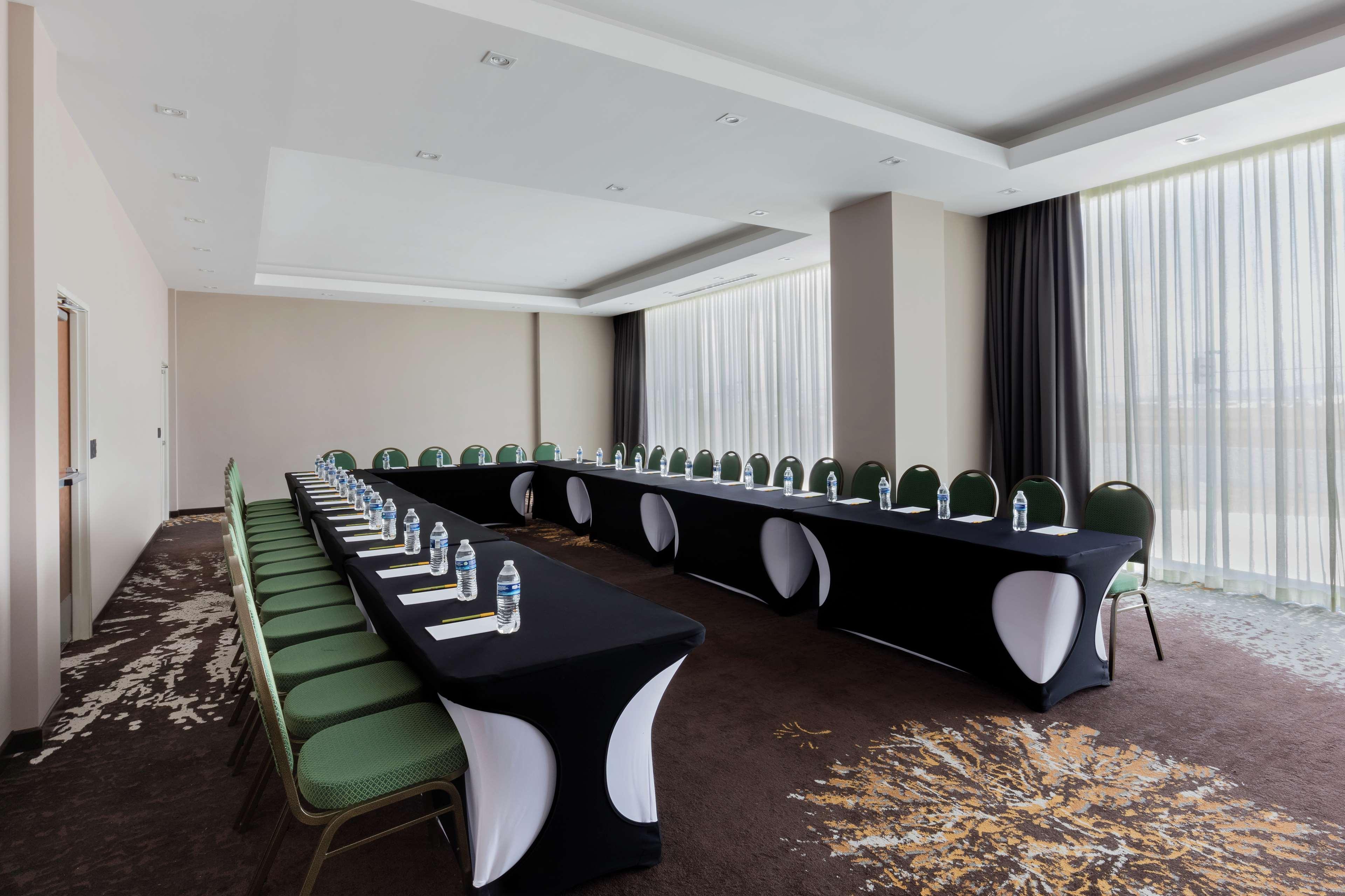 Hilton Garden Inn סלמנקה מראה חיצוני תמונה